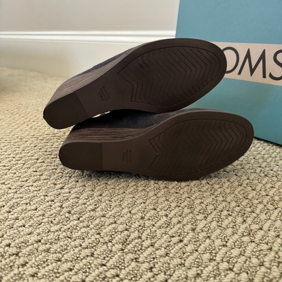 Tom’s Sadie Pavement Grey Suede Ankle Boots 7 - Picture 2 of 8